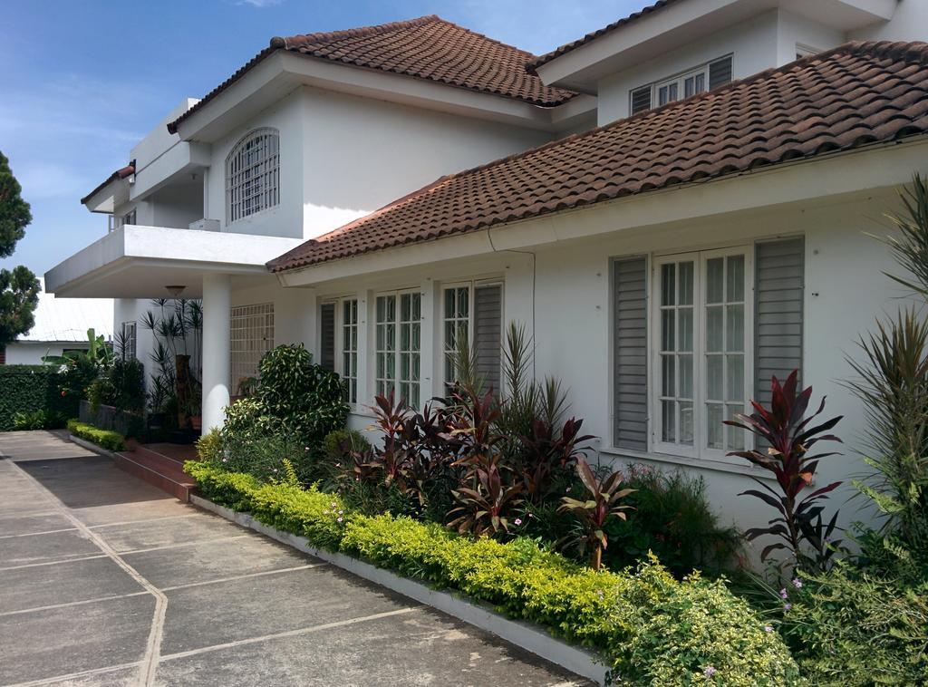 Chester Avenue Guest House Kingston Esterno foto
