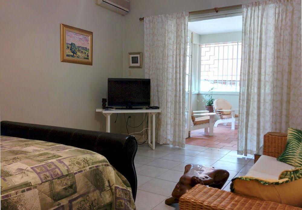 Chester Avenue Guest House Kingston Esterno foto
