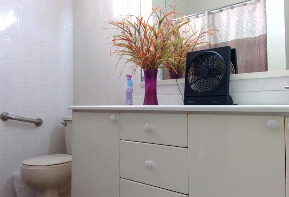 Chester Avenue Guest House Kingston Esterno foto
